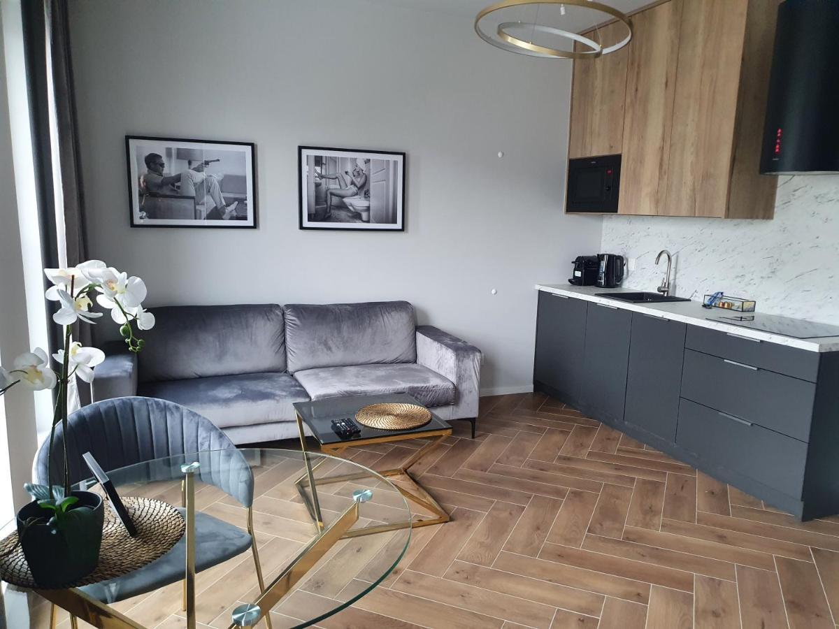 15 Pietro Sokolska 30 Towers Apartments - New- Lux- Parking- Sauna- Gym- And Good View From 15Th Floor Kattowitz Exterior foto